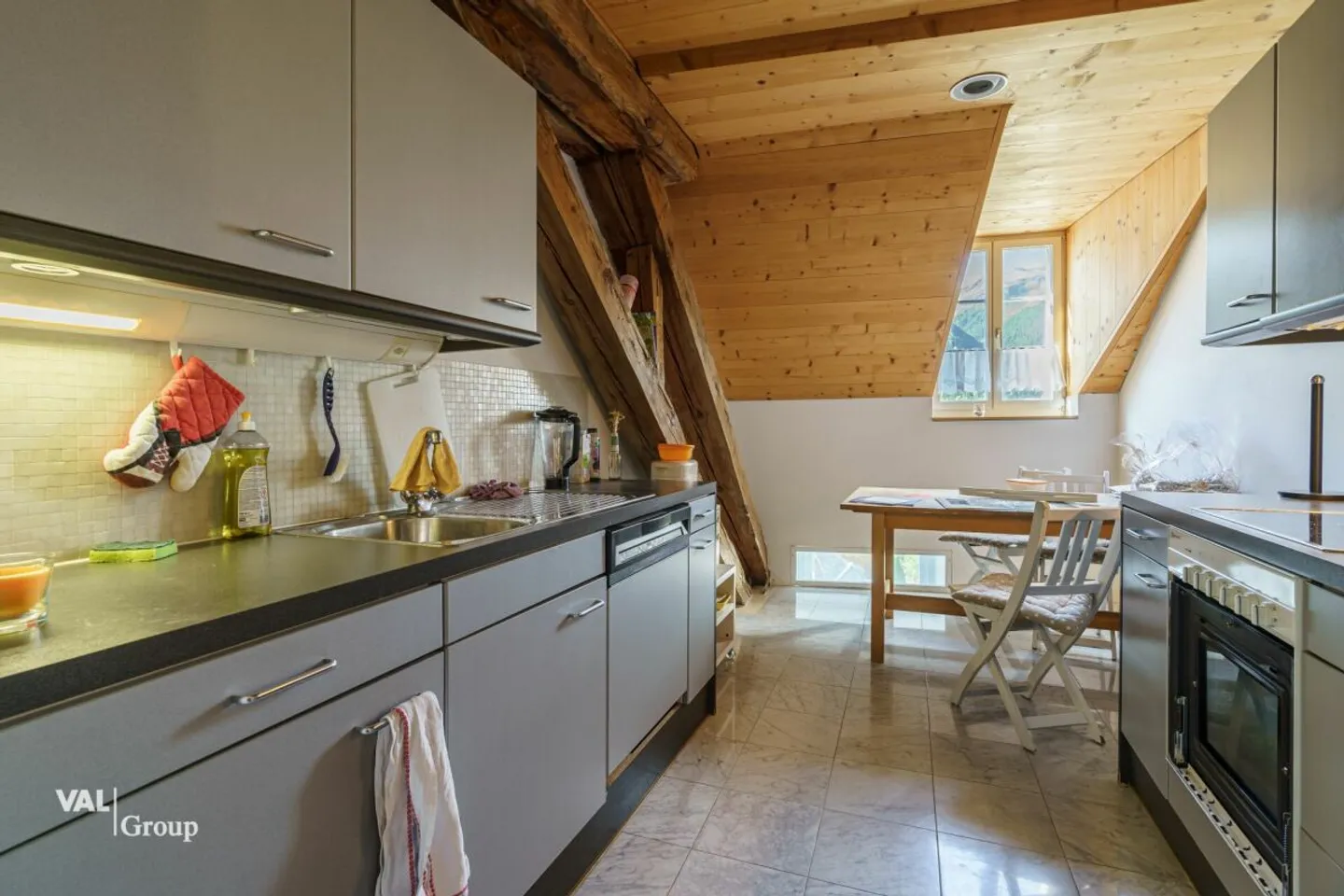 Attique attrayante avec galerie et standard d'aménagement de haute qualité - Photo 4 sur 13