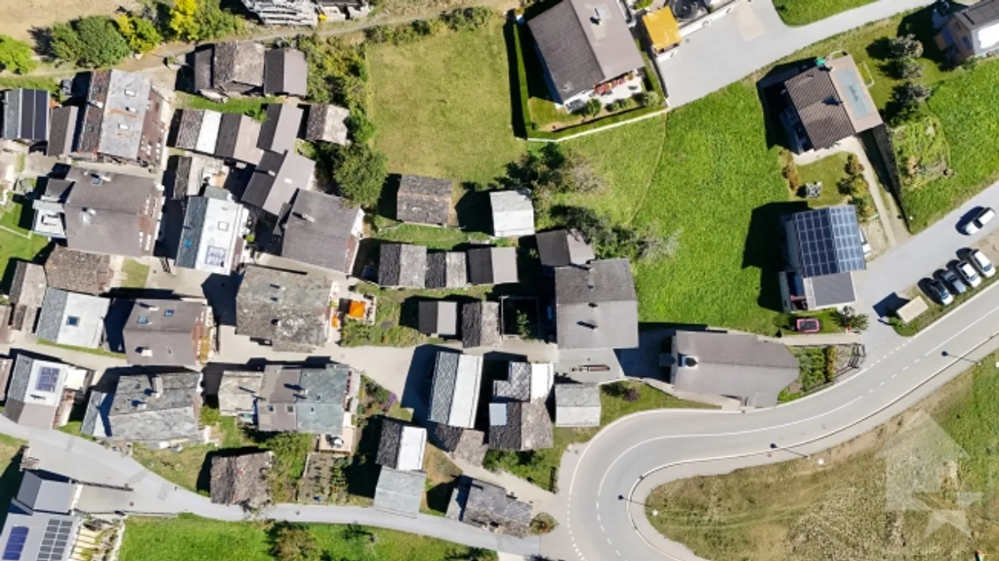 «Charmant grenier et ancien mayen avec projet de rénovation» - Photo 7 sur 12