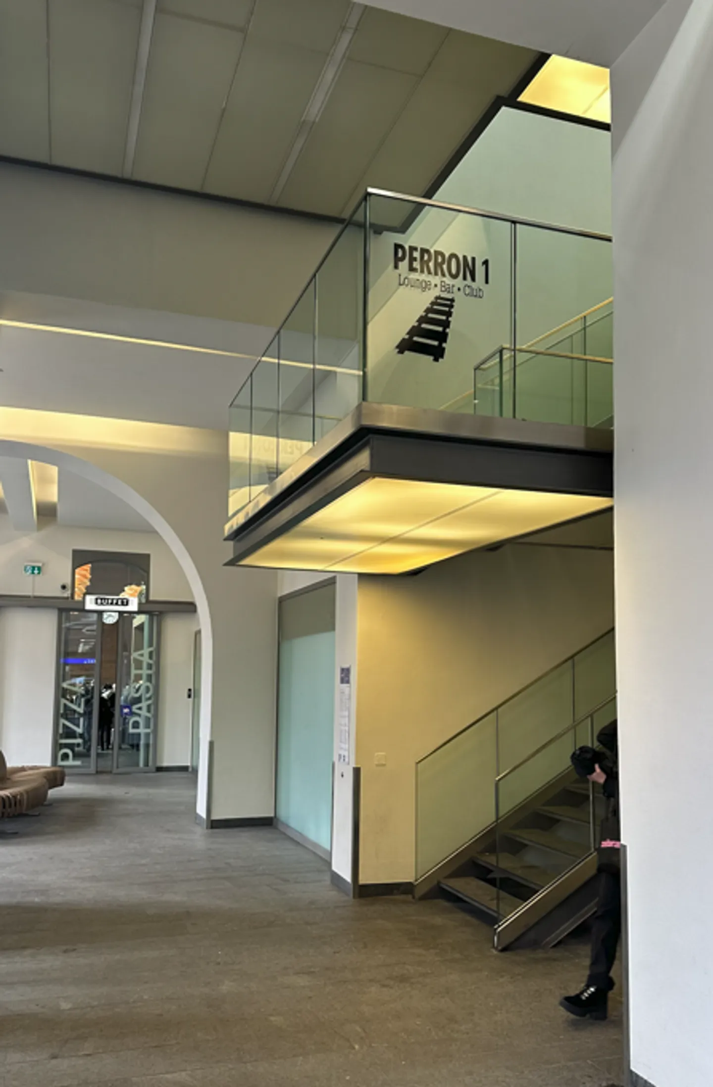 Gewerbefläche im Bahnhof Brig - Foto 6 von 7