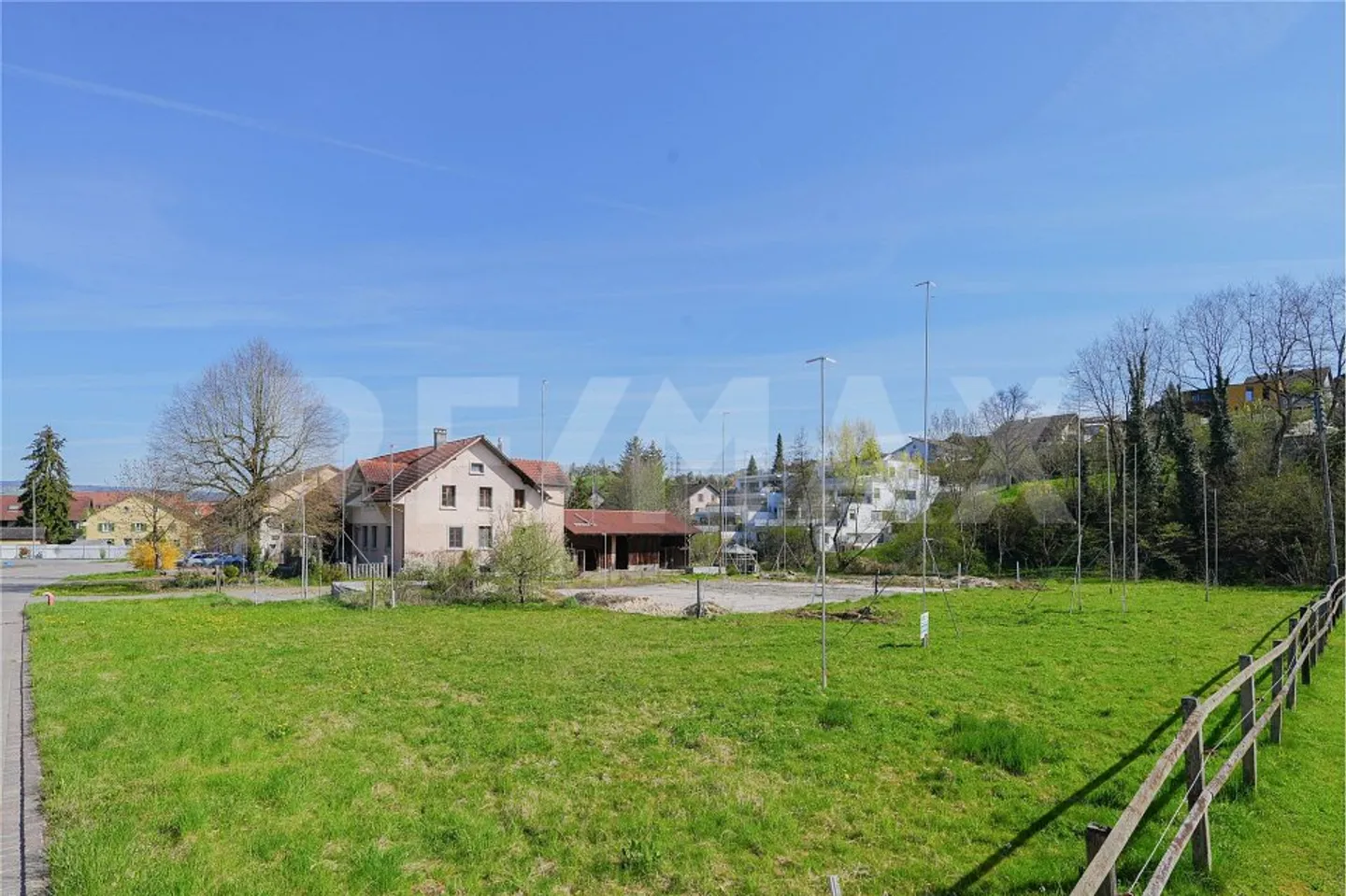 Annuncio del progetto: Vita moderna in un ambiente verde - Foto 2 di 7