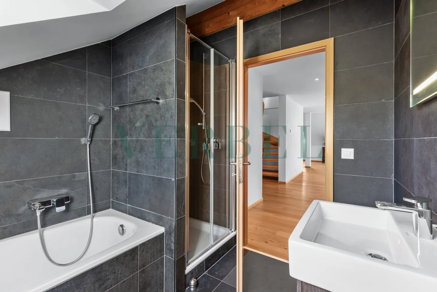 Elegante duplex nel cuore di Saint-Cergue - Foto 4 di 7