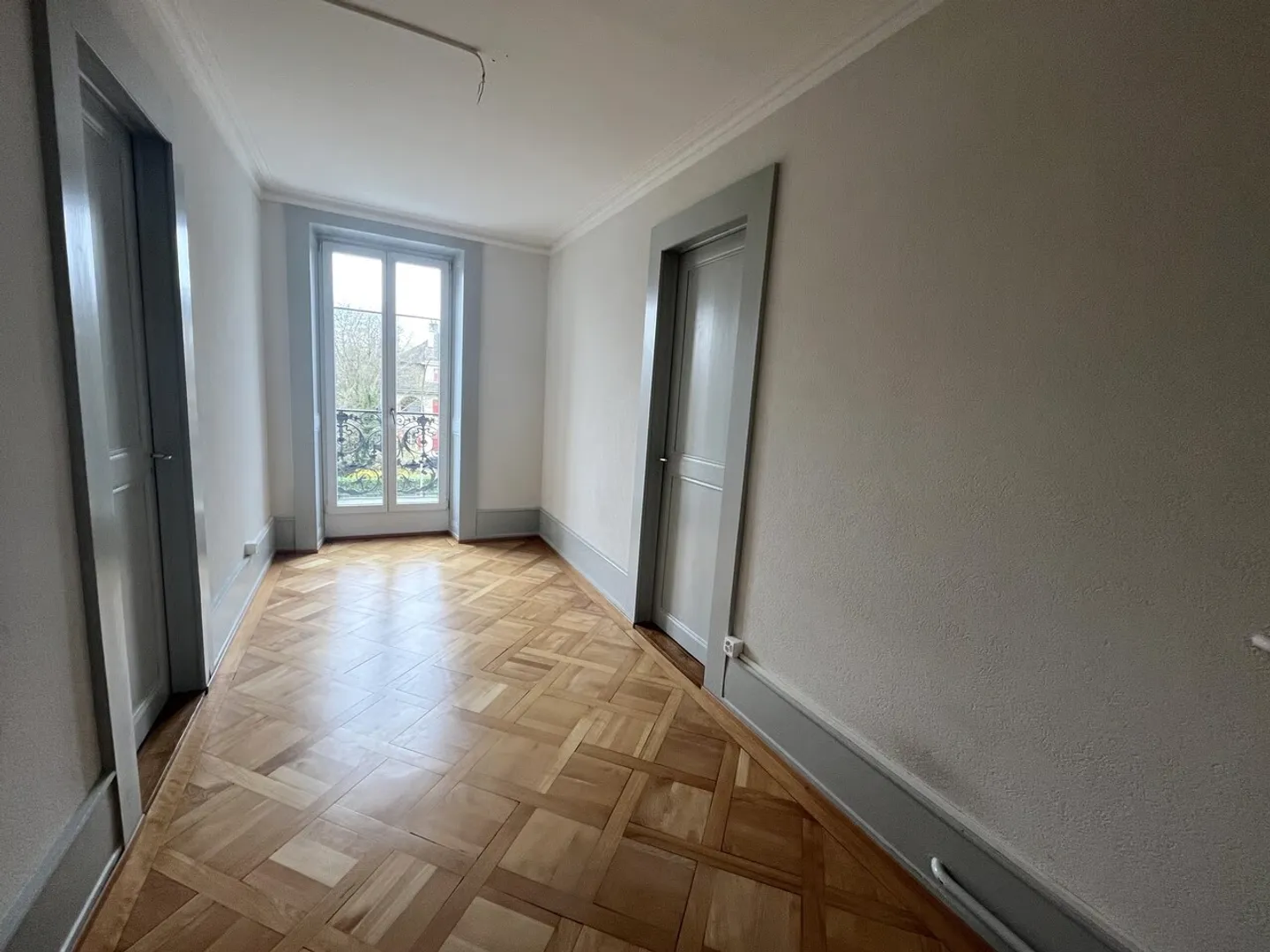 Grand 4 pièces avec balcon et jardin à Yverdon-les-Bains - Foto 3 von 8