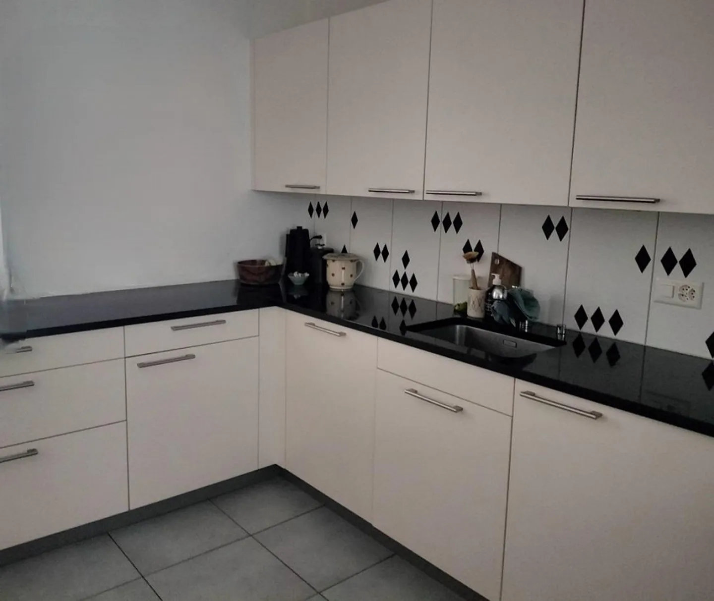 Incantevole casa a schiera nel cuore di Glarona - Foto 1 di 4