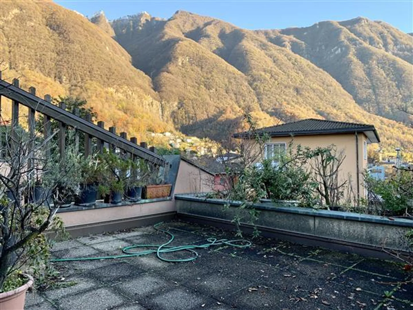 Melano: Casa di 6 stanze - Foto 7 di 12