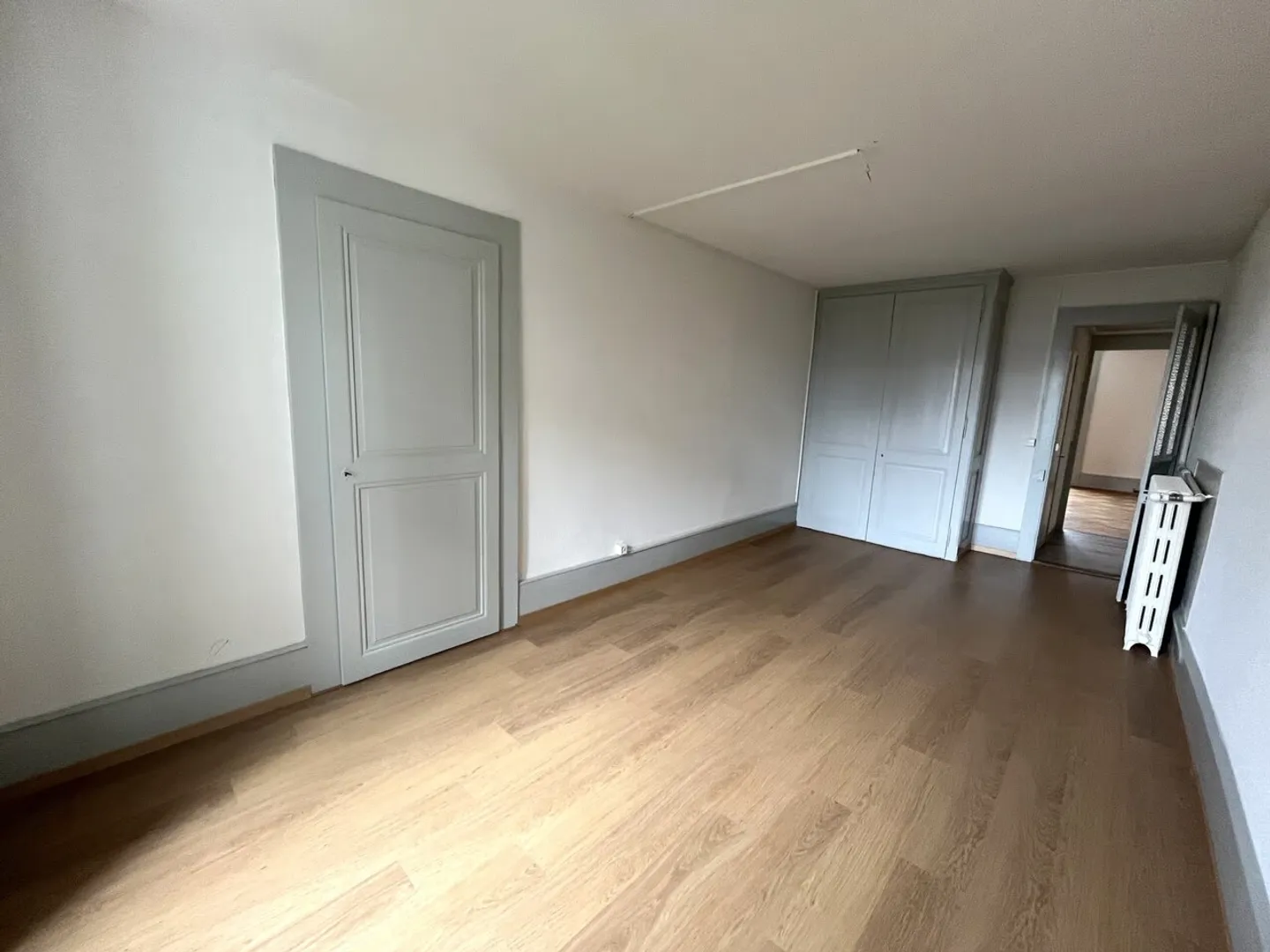 Grand 4 pièces avec balcon et jardin à Yverdon-les-Bains - Foto 5 von 8