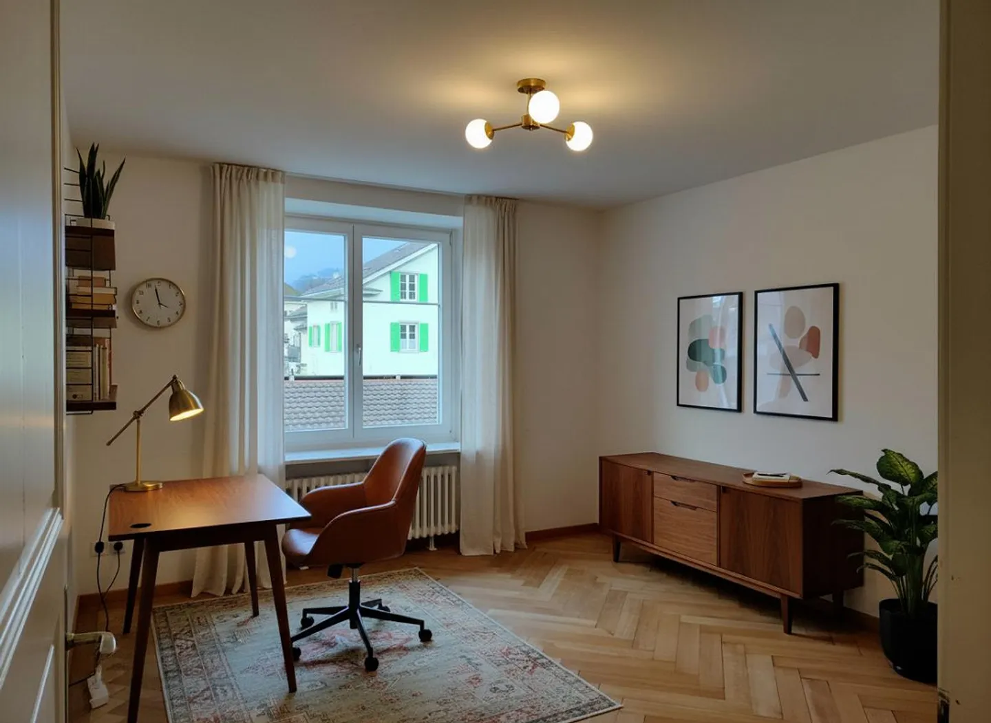 Incantevole casa a schiera nel cuore di Glarona - Foto 2 di 4