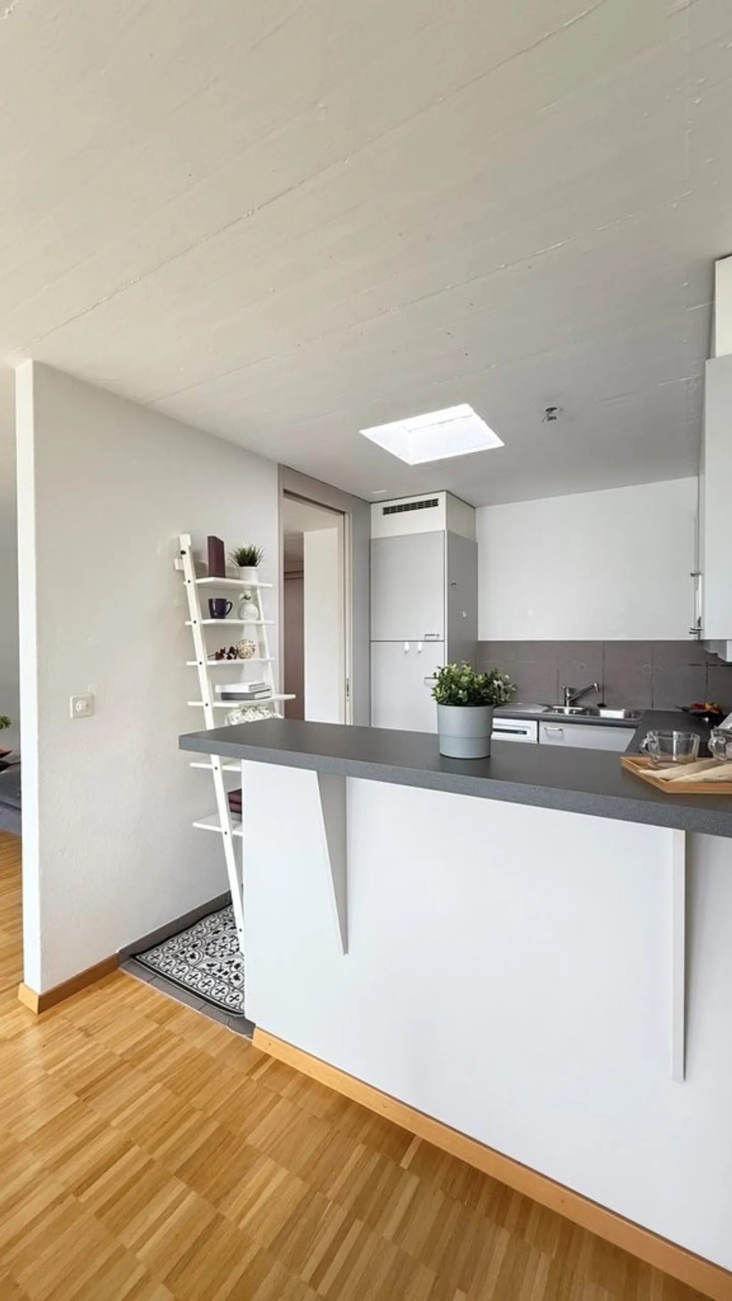 Appartement Charmant avec Balcon - Photo 2 sur 12