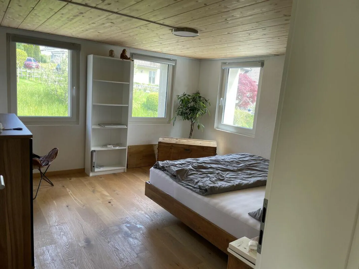 Appartement lumineux de 2,5 pièces avec balcon - Photo 3 sur 6