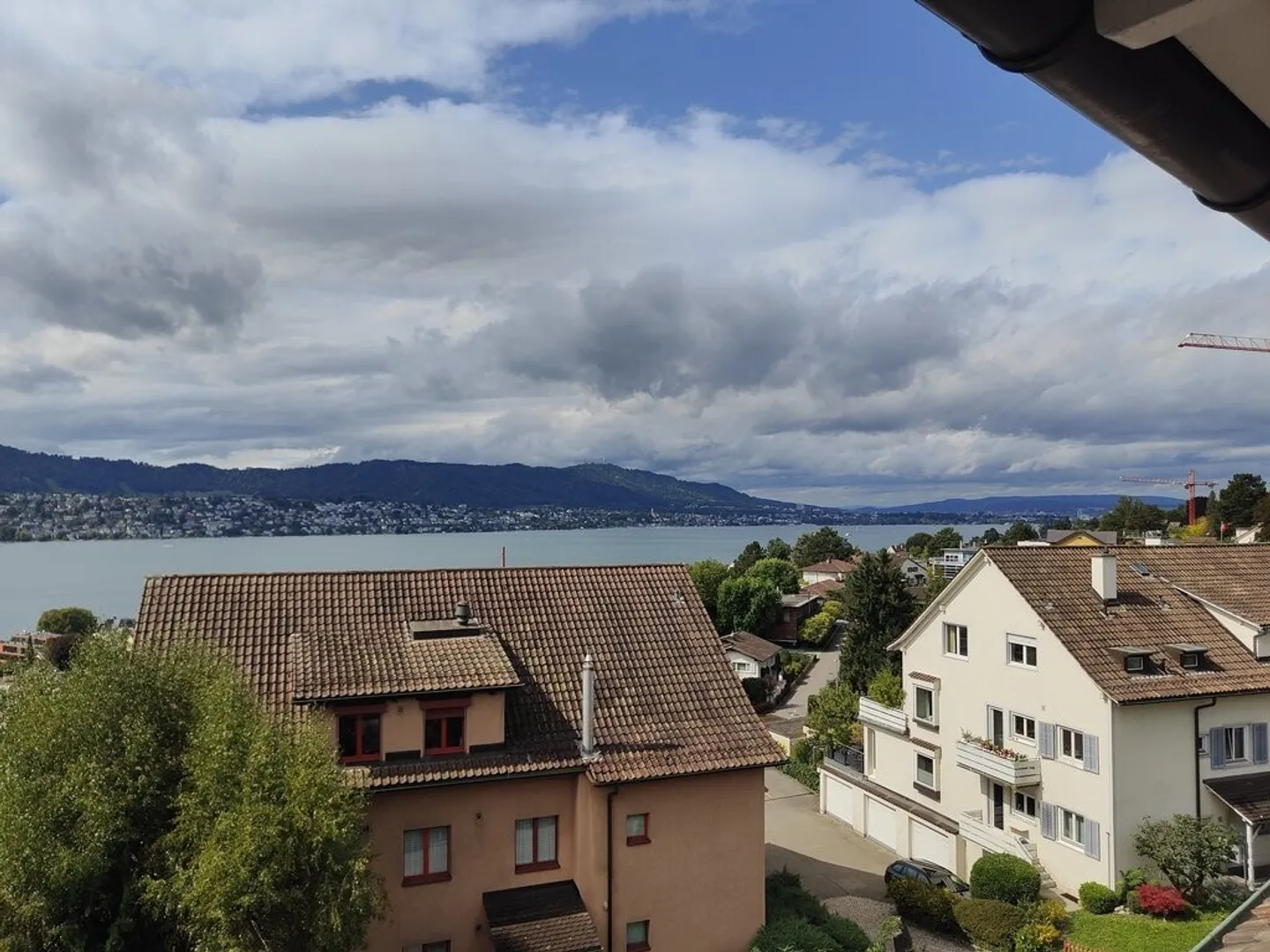 Un mese gratuito nella nuova casa a Küsnacht! - Foto 1 di 5