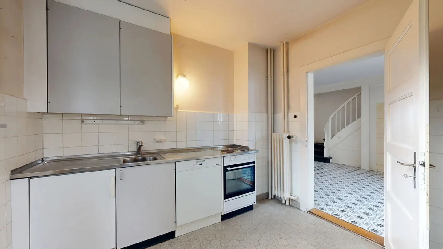 Maison individuelle de 4,5 pièces à rénover avec garage - Photo 5 sur 23