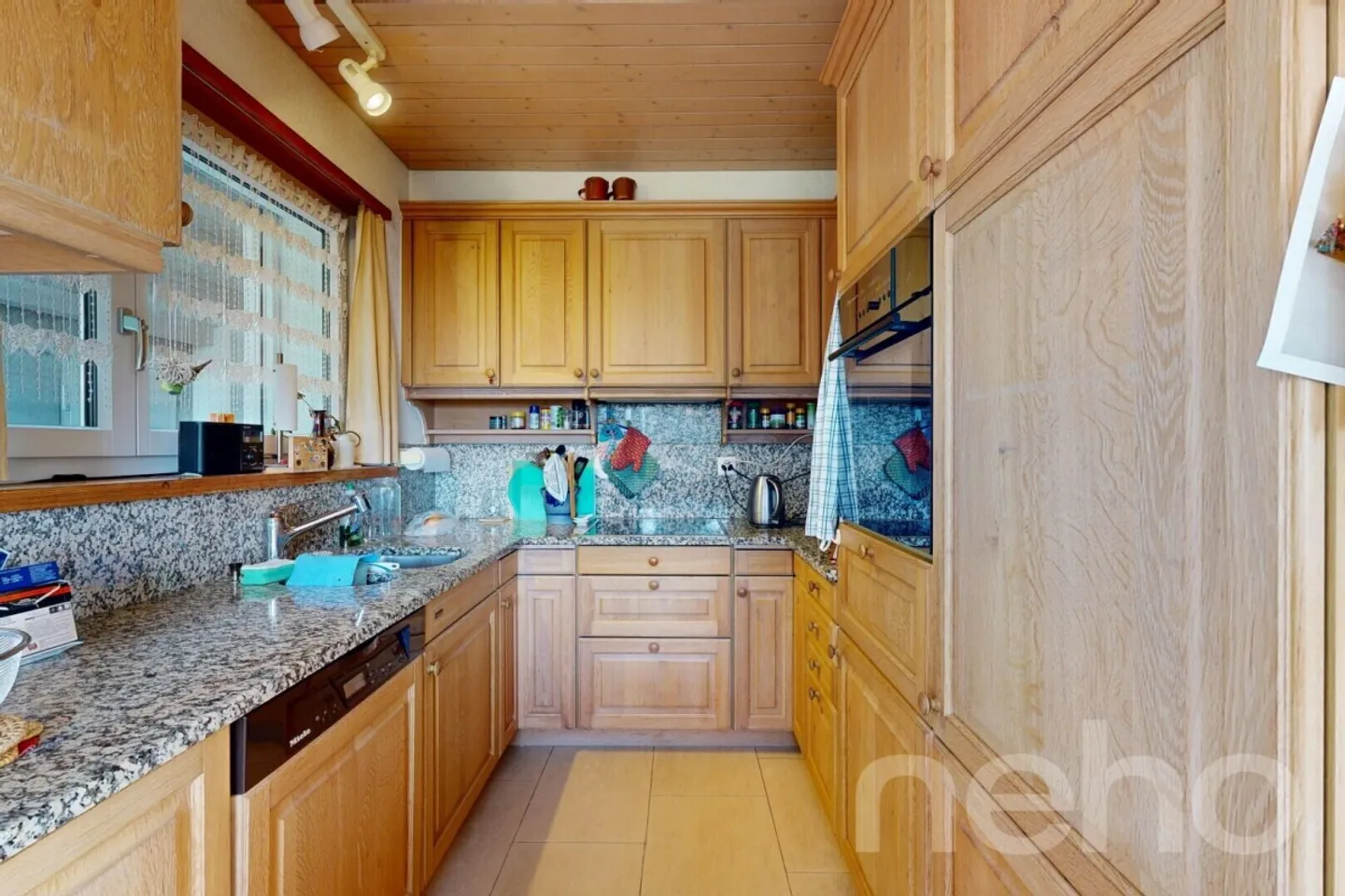 Incantevole casa familiare con terreno - Foto 4 di 12