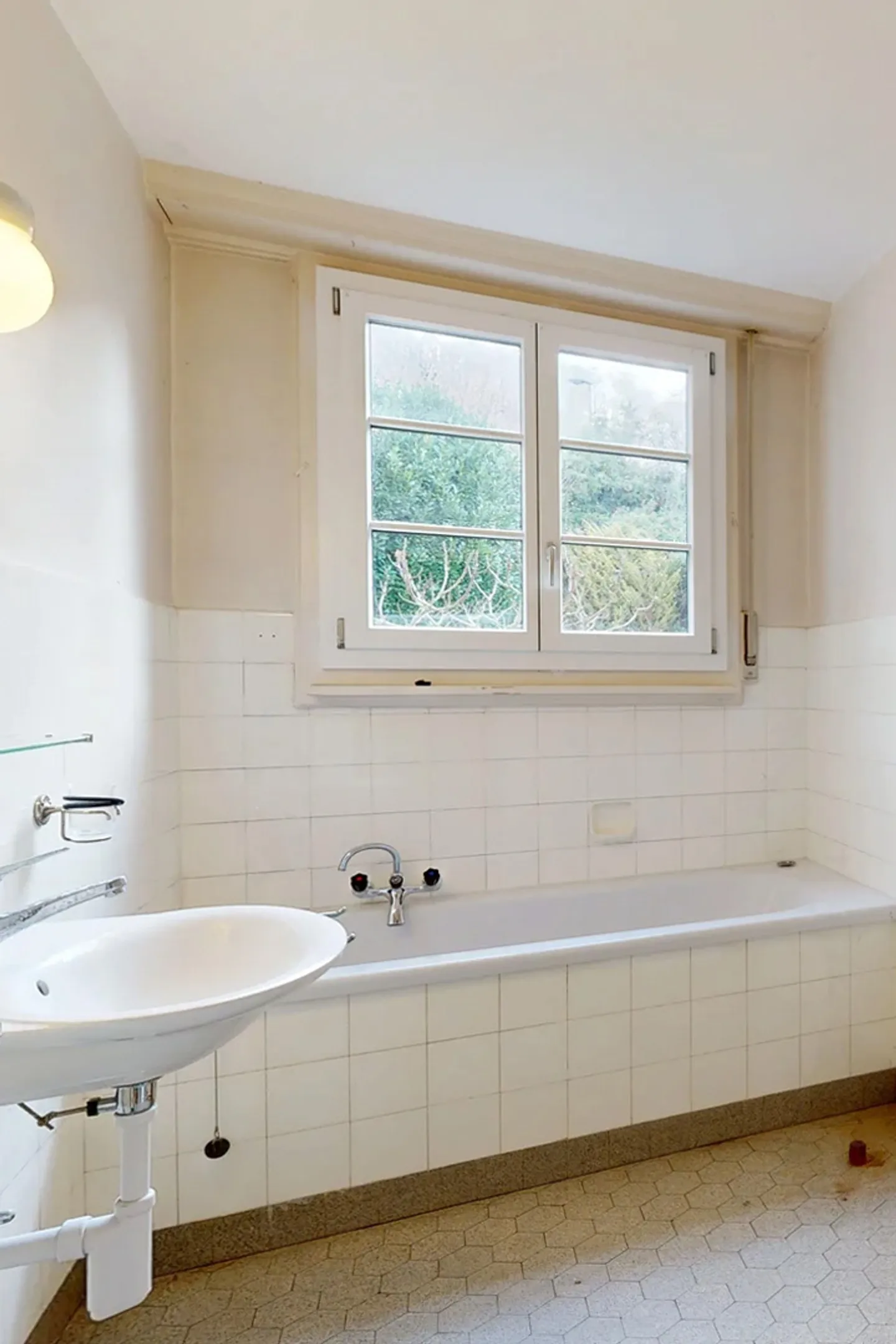 Maison individuelle de 4,5 pièces à rénover avec garage - Photo 11 sur 23