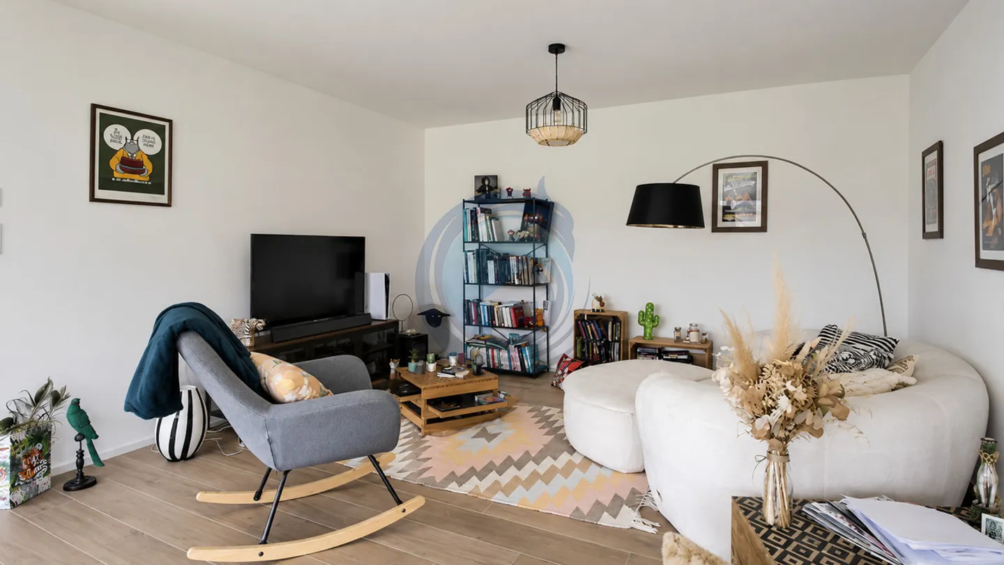 Spacious 4.5 Room Apartment on Garden Level - Photo 8 of 17