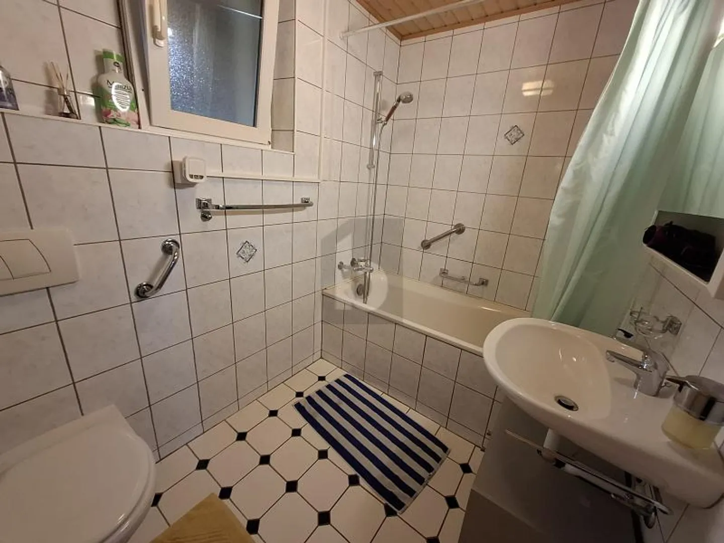 Maison bi-familiale spacieuse - Photo 5 sur 6