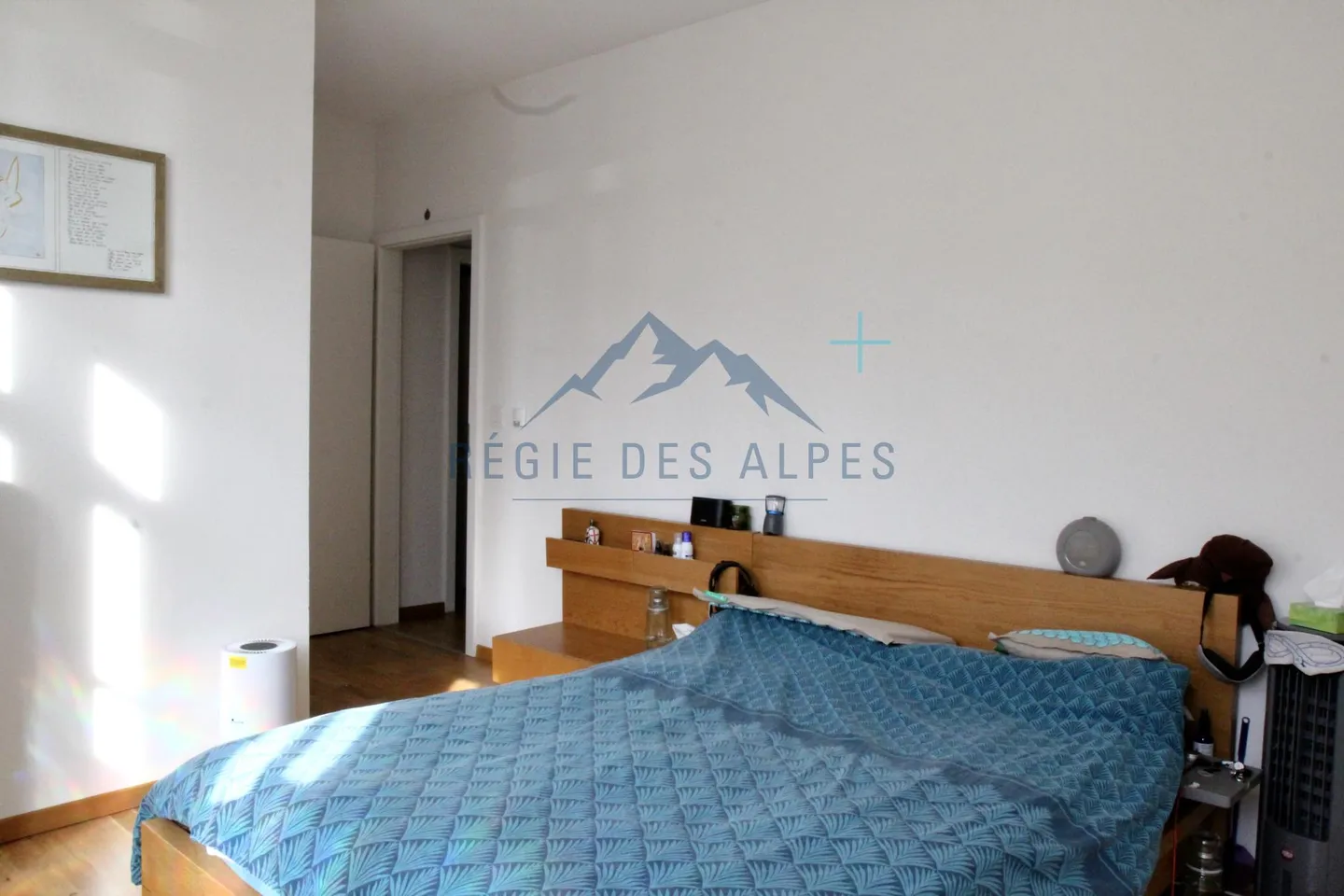 Modern 4.5-room apartment with terrace by the river in Vallorbe - Photo 9 of 14