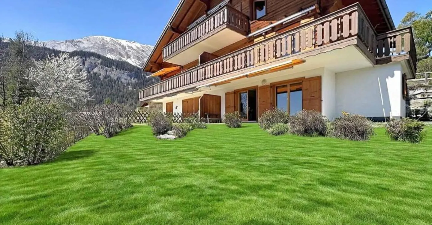 Herzstück: Charmante Duplexwohnung mit Garten und Panoramablick - Foto 1 von 13