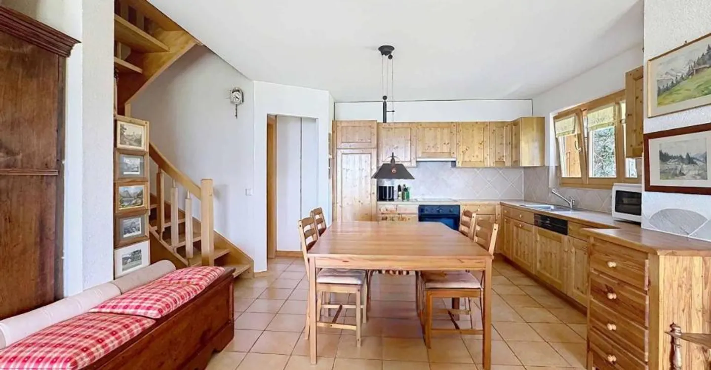 Herzstück: Charmante Duplexwohnung mit Garten und Panoramablick - Foto 5 von 13