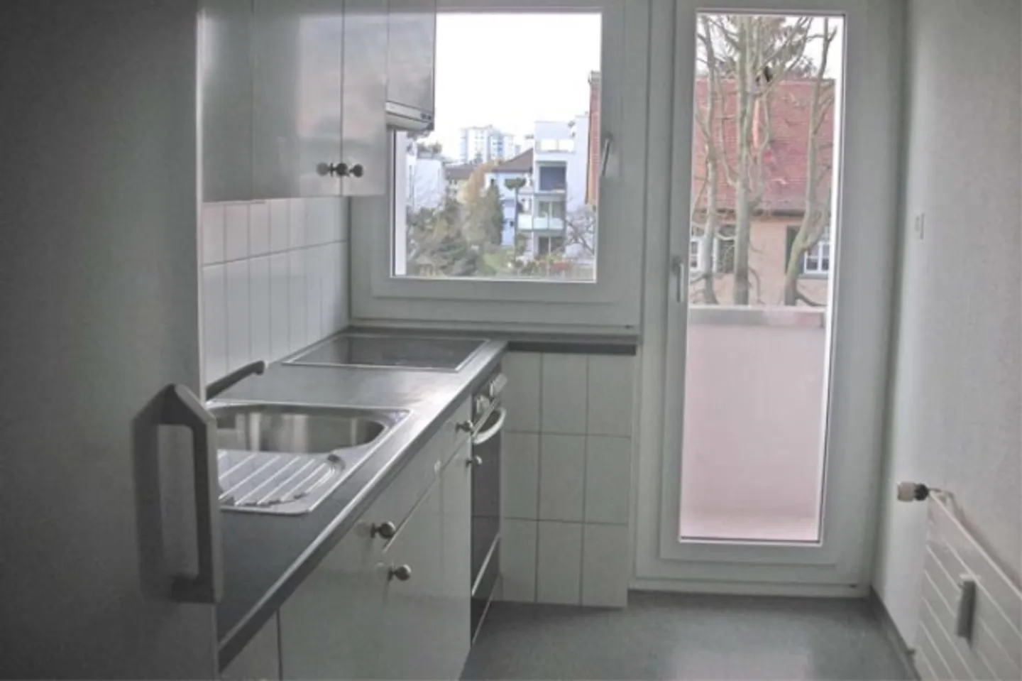 Appartement spacieux 2.5 pièces - Photo 3 sur 4