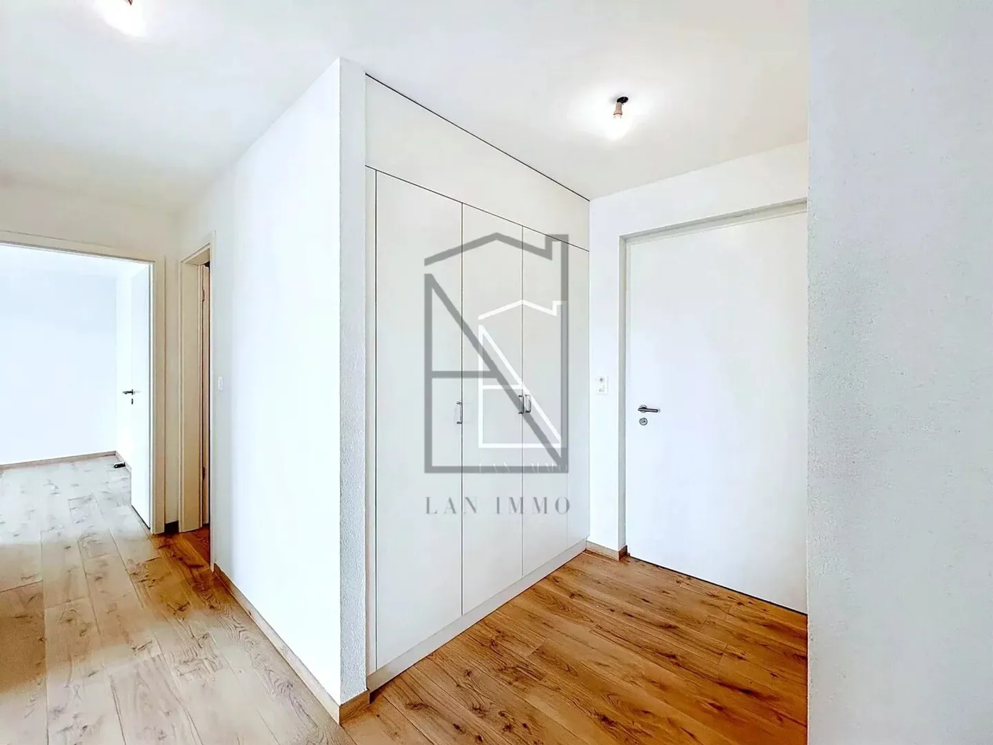 Nuovo appartamento di 4,5 locali con vista lago - Foto 5 di 13