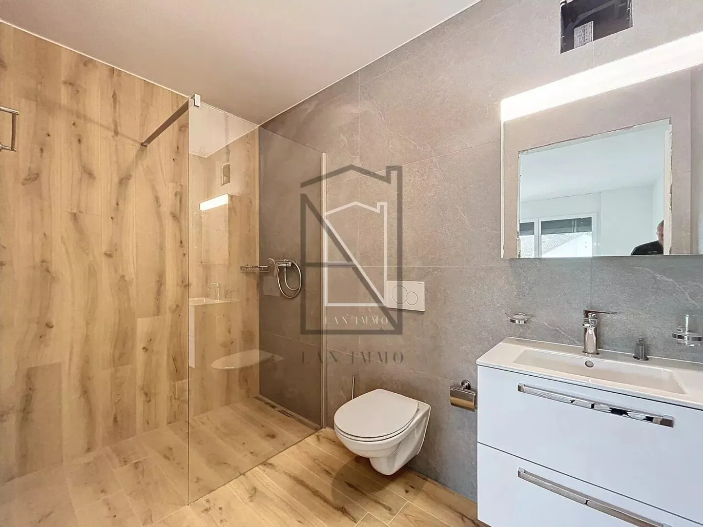 Nuovo appartamento di 4,5 locali con vista lago - Foto 9 di 13