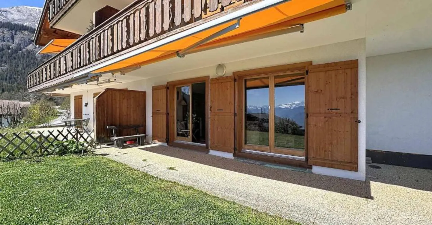 Herzstück: Charmante Duplexwohnung mit Garten und Panoramablick - Foto 12 von 13