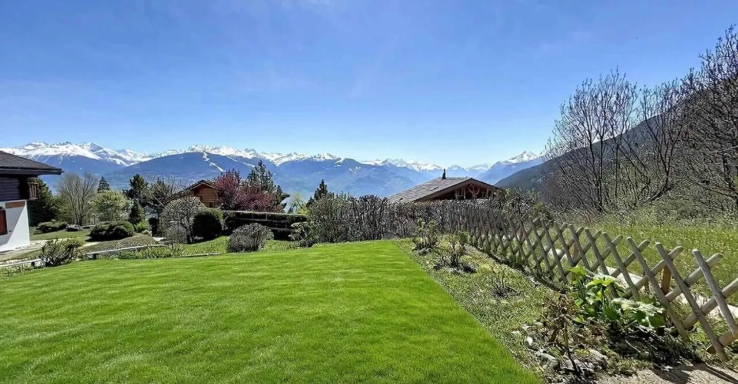 Herzstück: Charmante Duplexwohnung mit Garten und Panoramablick - Foto 13 von 13