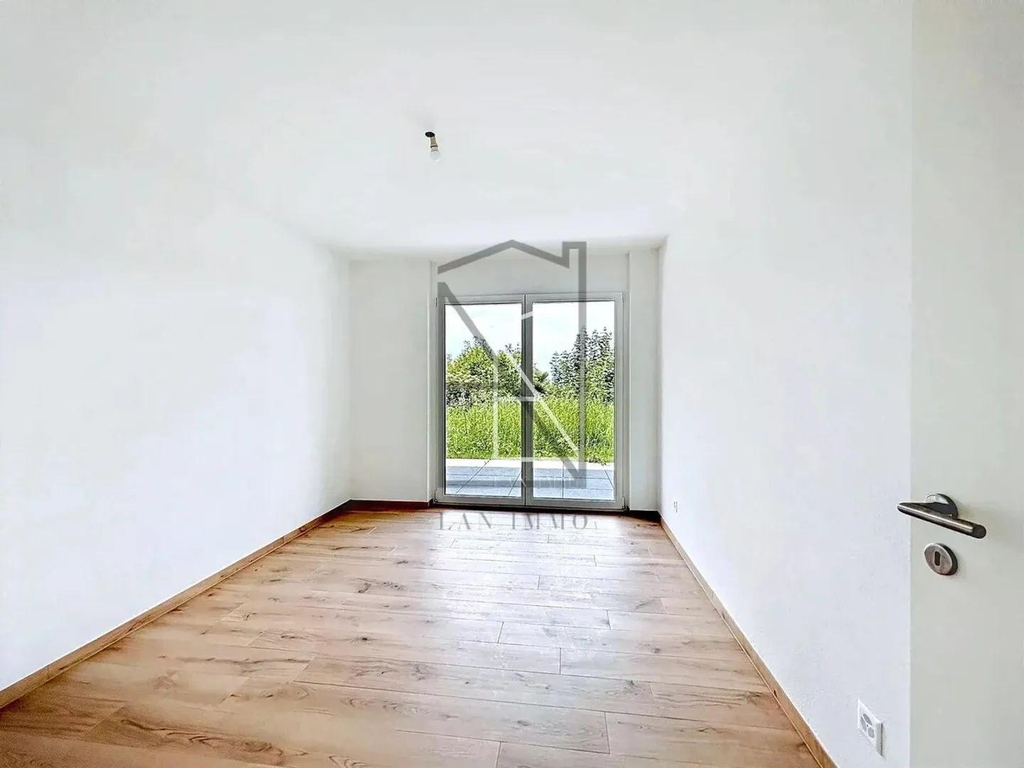 Nuovo appartamento di 4,5 locali con vista lago - Foto 12 di 13
