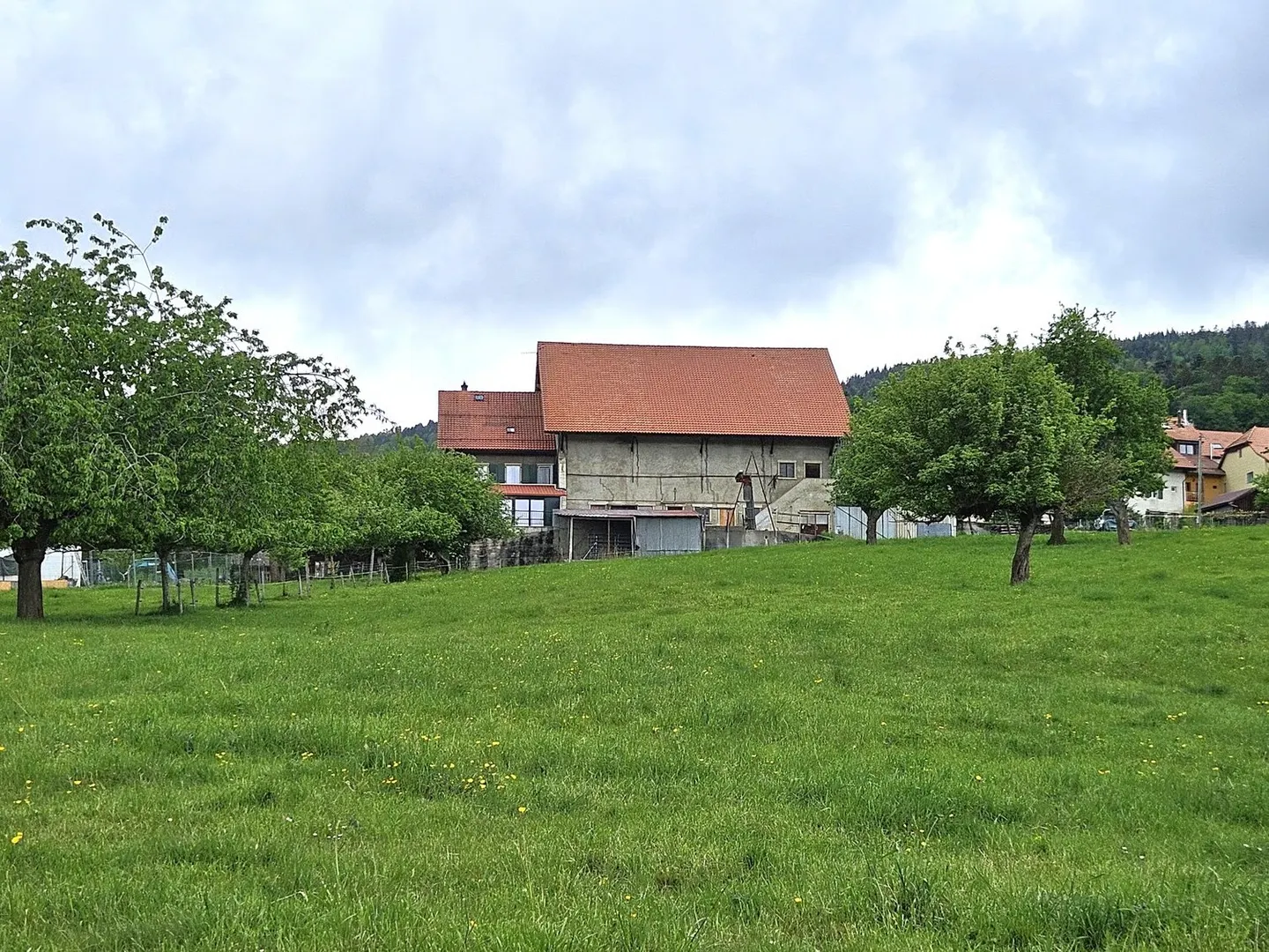 Casa di villaggio e rurale, ca. 6.850 m3 - Foto 4 di 7