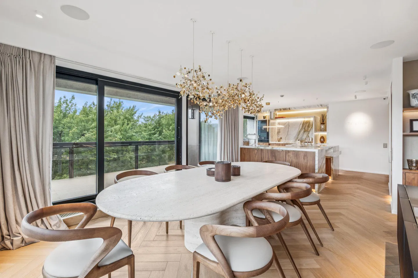 Appartamento di Lusso con Piscina - Foto 2 di 6