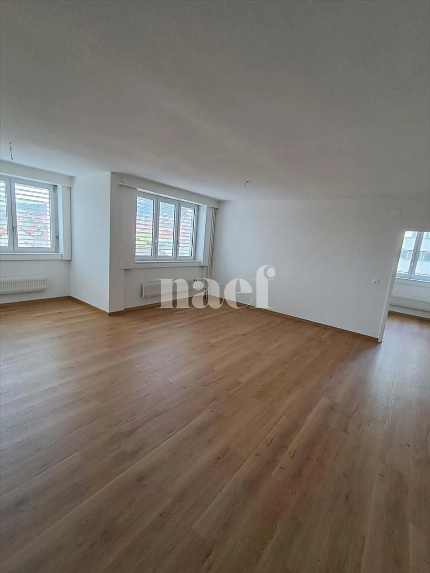 3.5-room apartment on the 8th floor with elevator - Photo 2 of 8