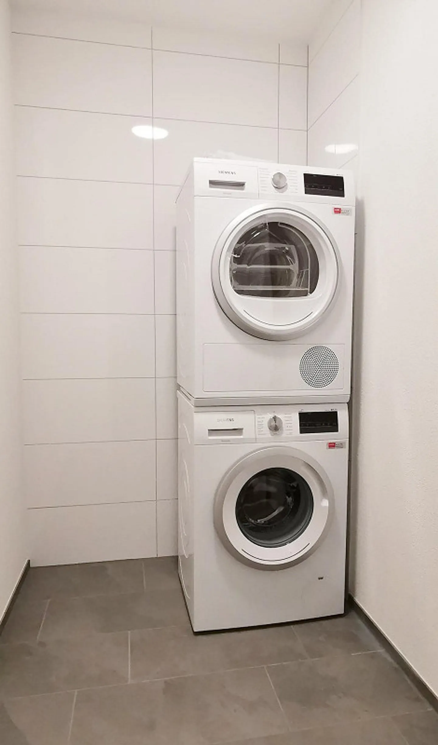 Appartement moderne et lumineux de 3.5 pièces 1er étage droite / B5 - Photo 5 sur 6
