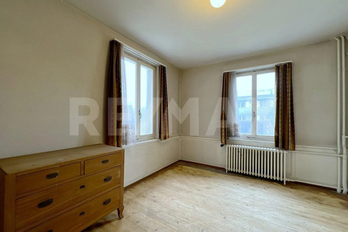 Semi-Detached House 5 Rooms - Photo 5 of 13