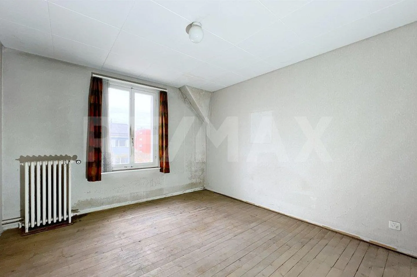 Semi-Detached House 5 Rooms - Photo 11 of 13