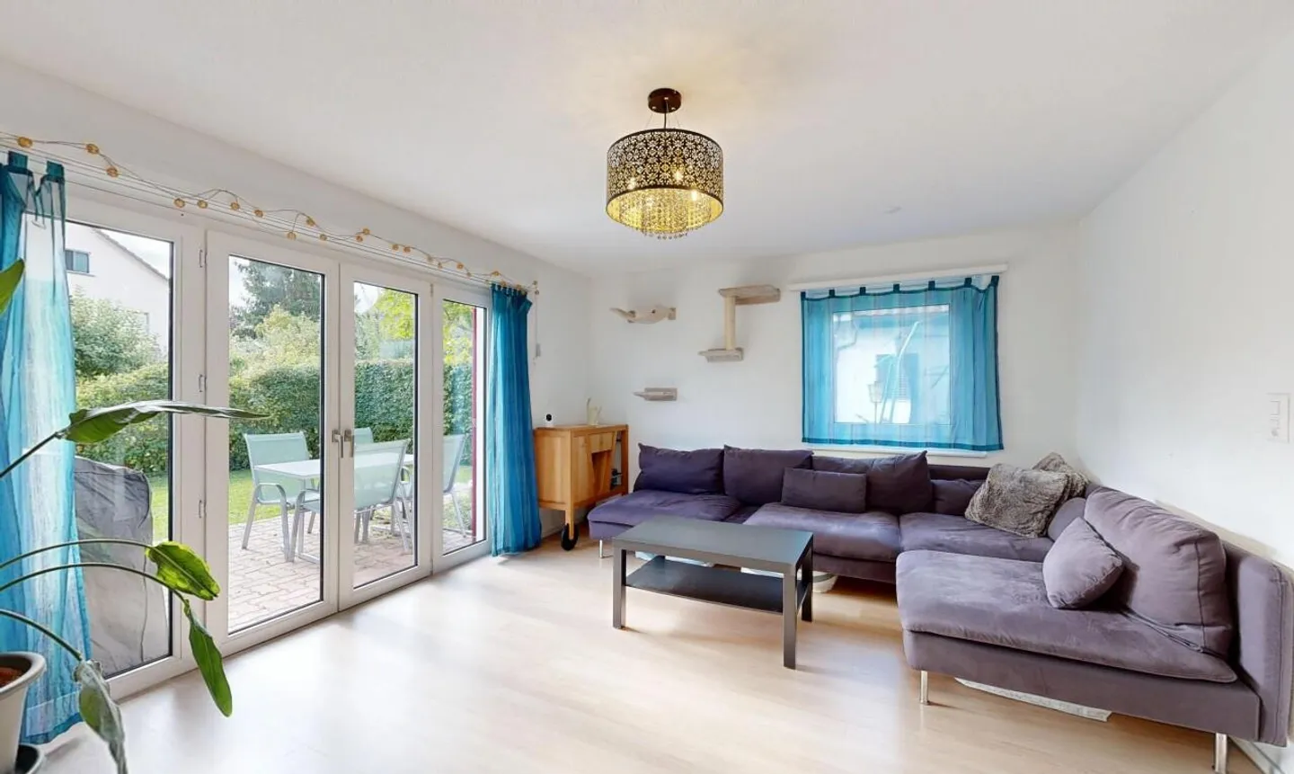 Modern 4.5 Room Semi-Detached House with Garden and Partial View - Photo 4 of 11