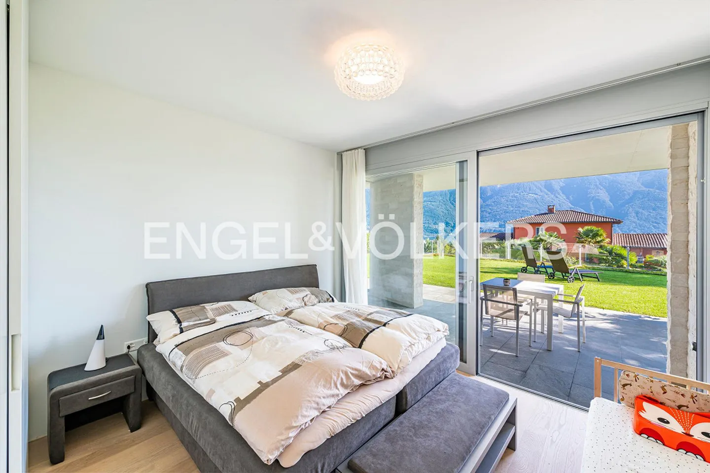Duplex apartment with lake view in Ascona (55) - Photo 8 of 12