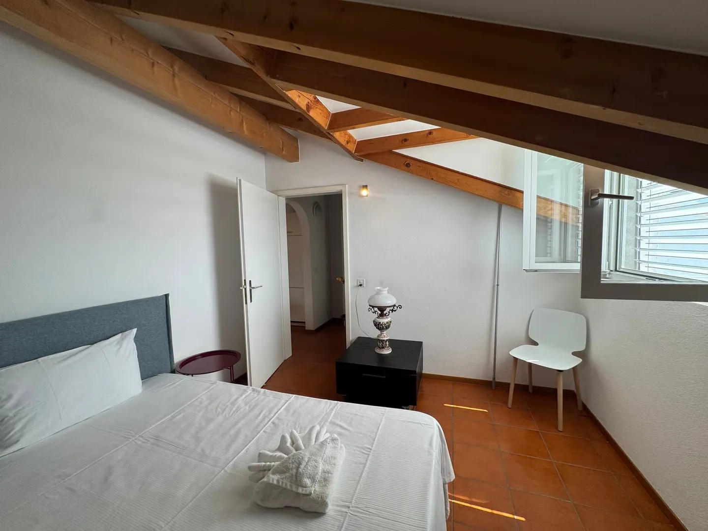 Appartamento Arredato con Vista Panoramica ad Ascona - Foto 4 von 11