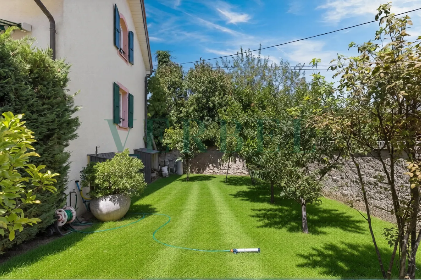 Elegantes Familienhaus in Ruhiger Lage - Foto 3 von 17