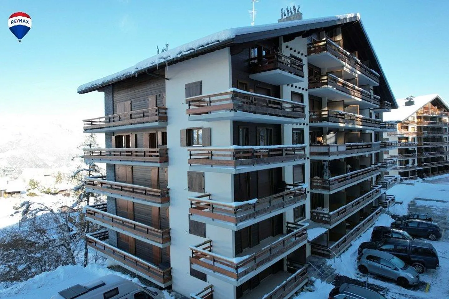 Appartamento ammobiliato in vendita - Foto 2 di 13