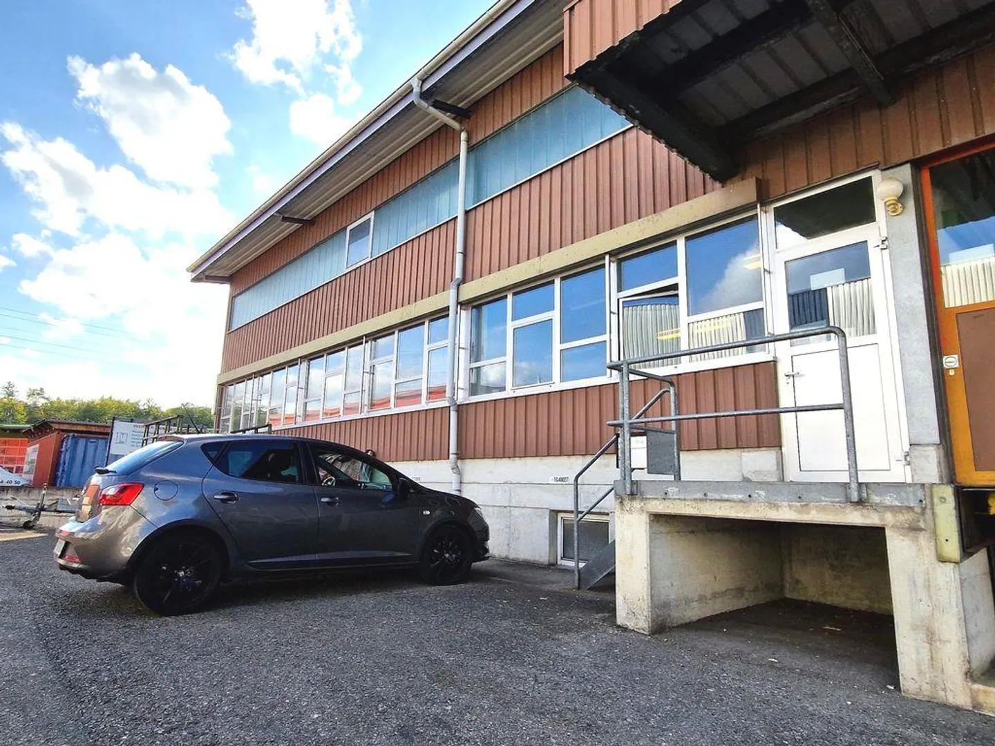 Commercial space for rent - Photo 5 of 6