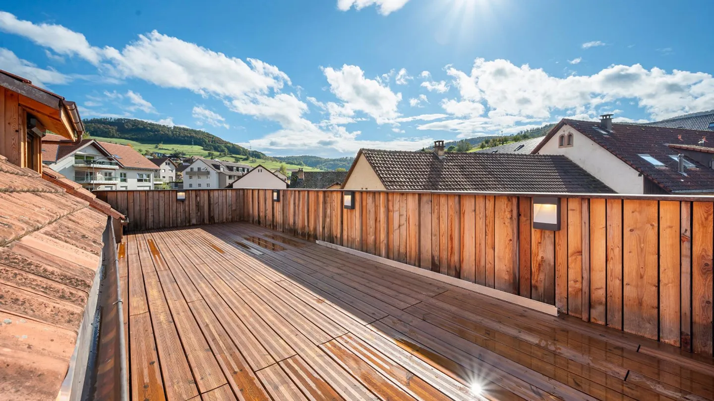 Maisonette de rêve 4 pièces avec terrasse et galerie - Photo 5 sur 13