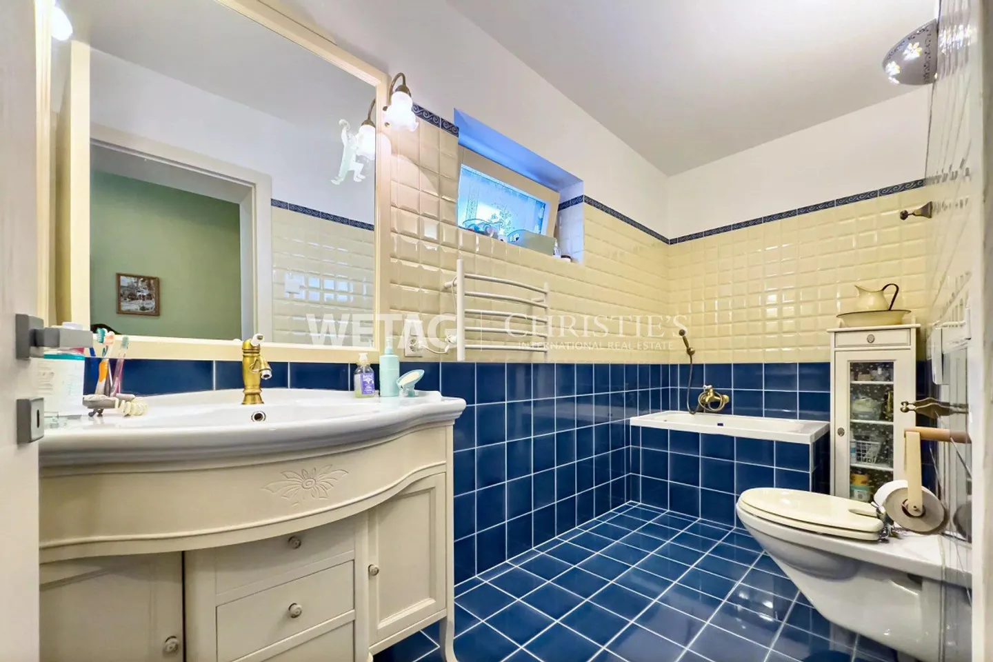 Moderne Villa mit Terrasse & Sauna - Foto 7 von 12