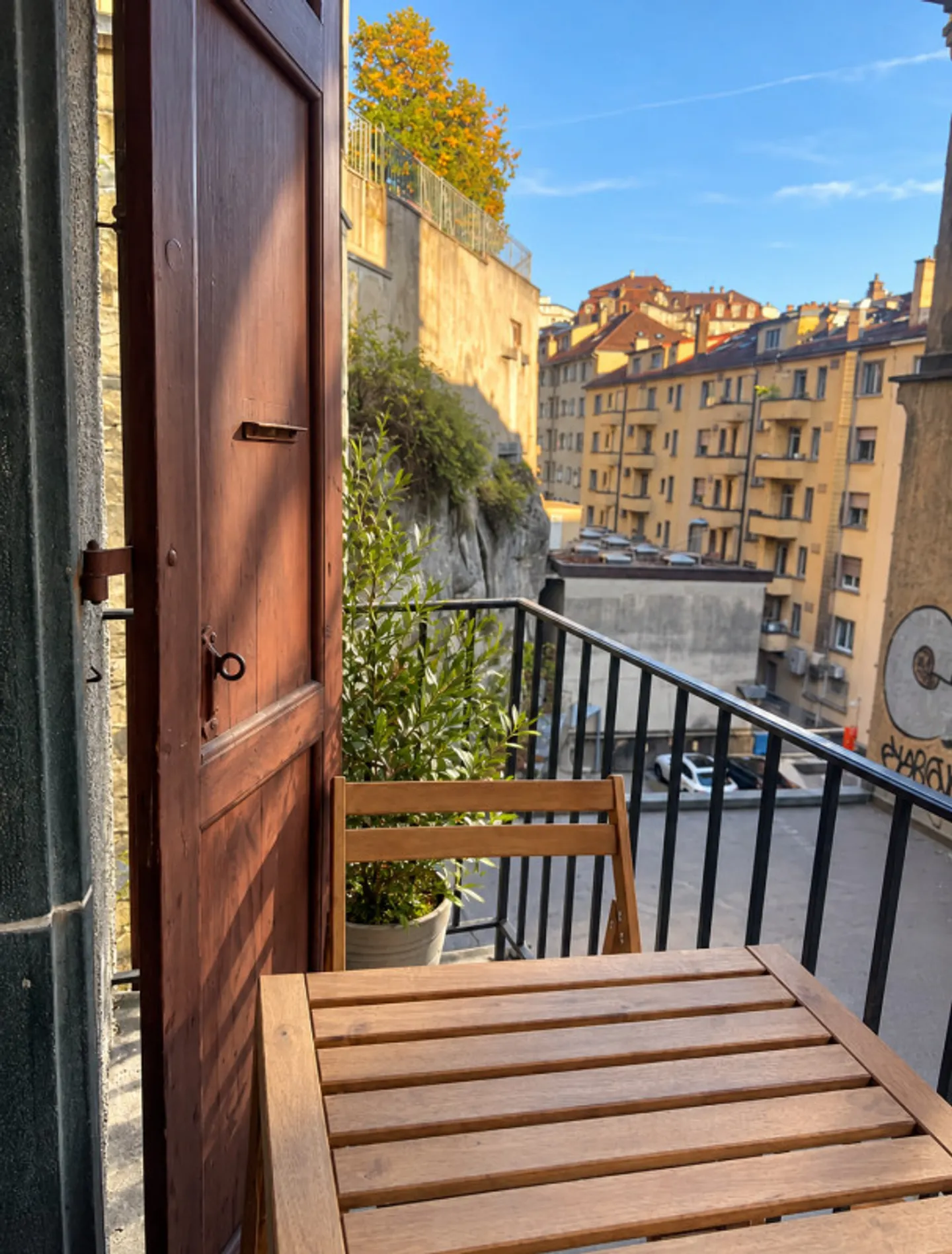 Magnificent Apartment with balcony, in the heart of Lausanne - Photo 5 of 5