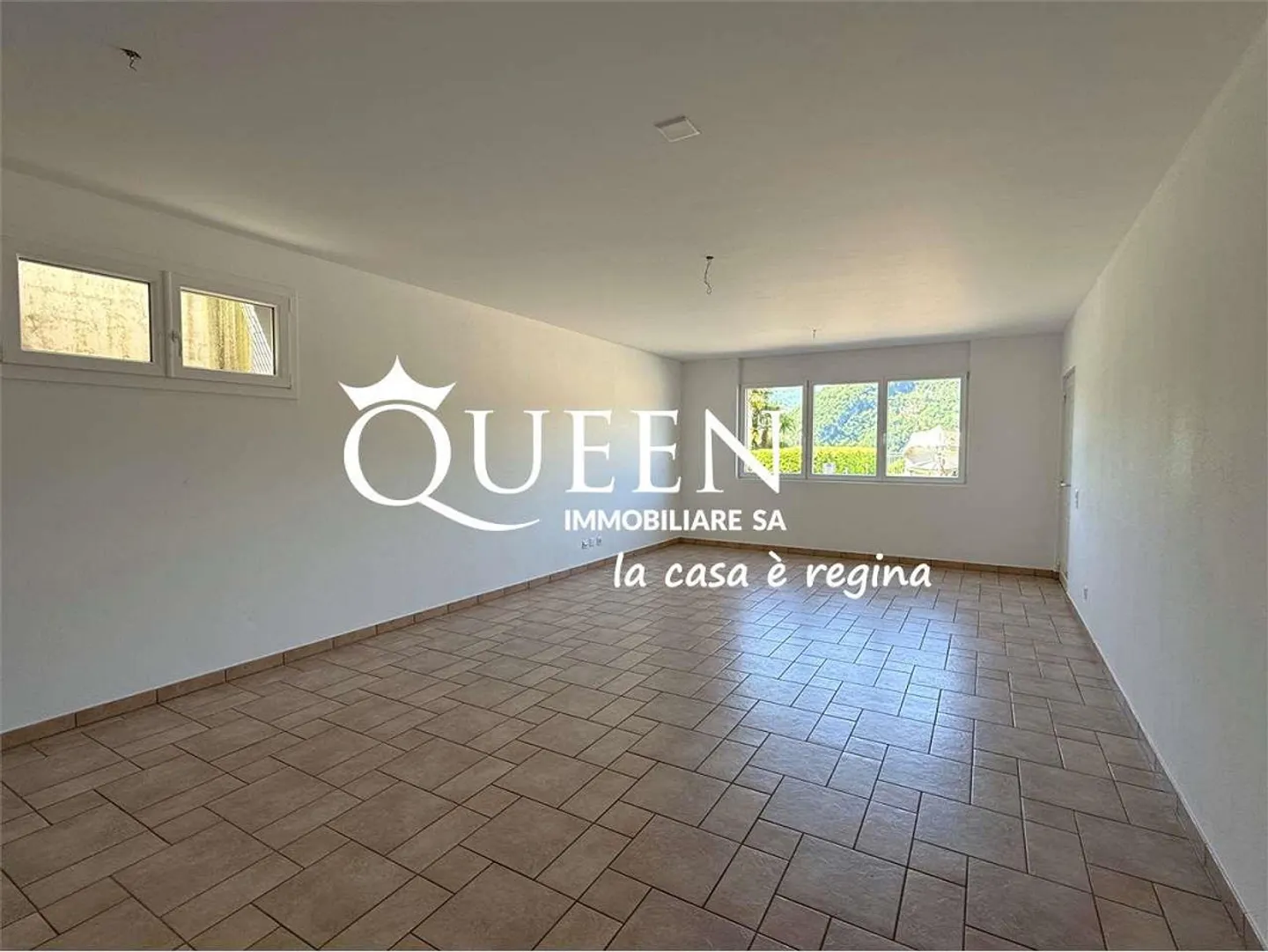Carabietta: villa 5.5 rooms, 200 sqm., with lake view, secondary residence - Photo 12 of 13