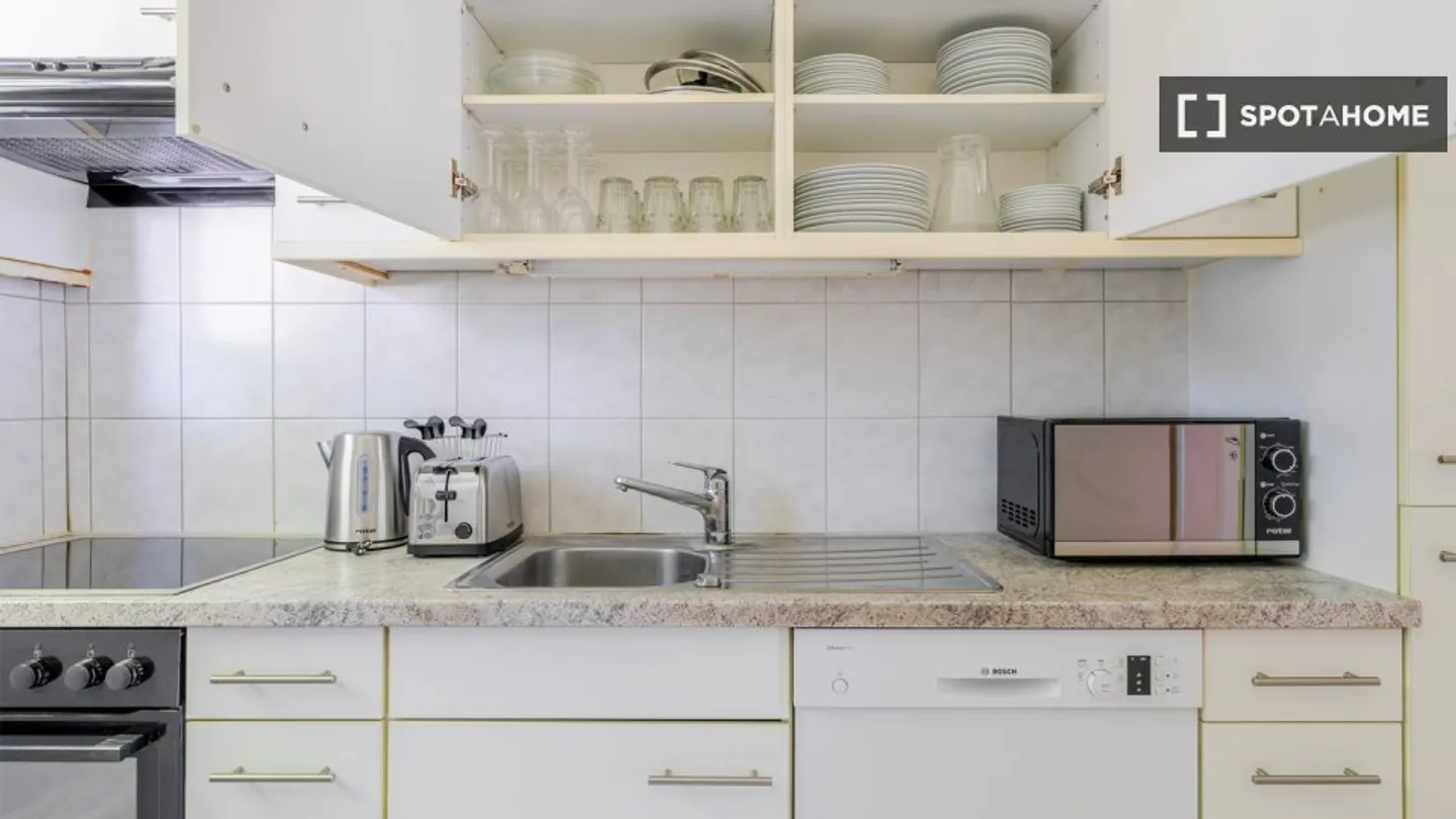 Appartamento in affitto - Foto 8 di 18