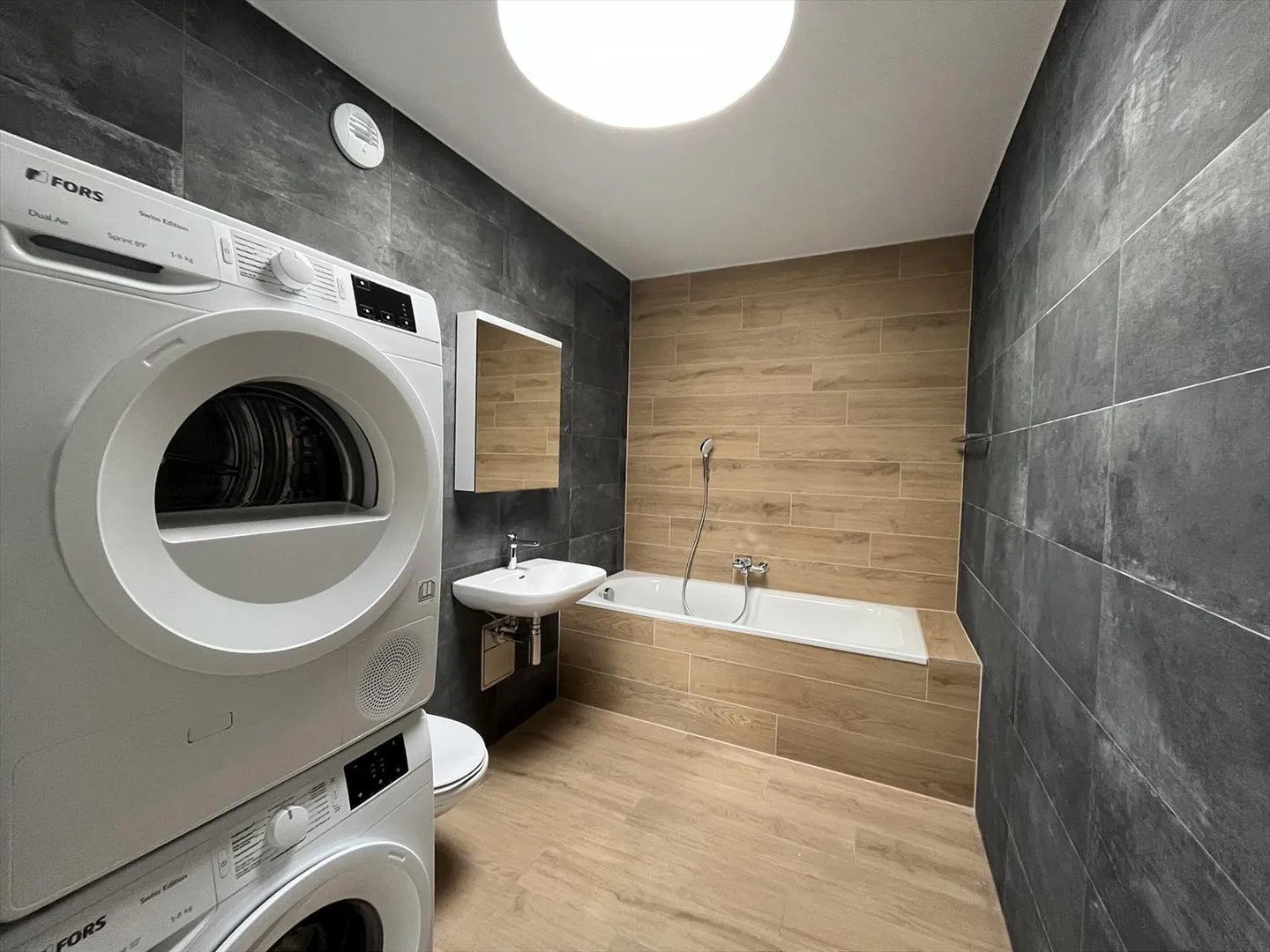 05607 - Appart. 3½ Locali - IMP. CHAMP-RIOND 16 - MATRAN - Foto 8 di 9