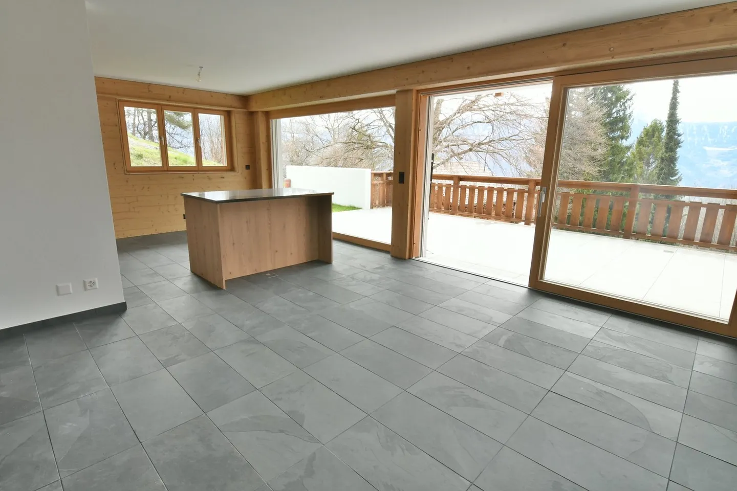 Zu ergattern: Prächtige 3.5-Zimmer-Wohnung, Süd-Terrasse & Rasen, in Ovronnaz/VS - Foto 2 di 13