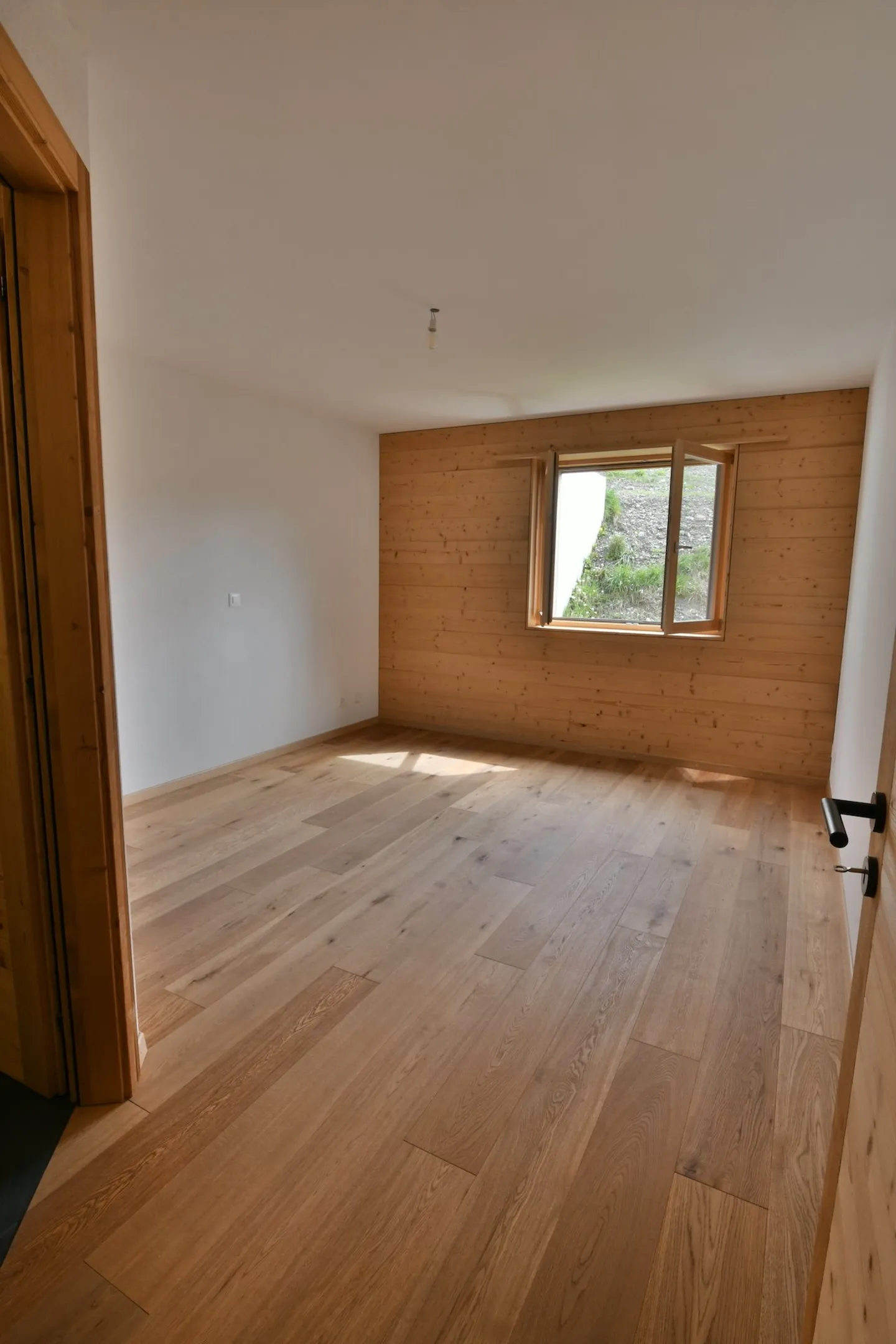 Zu ergattern: Prächtige 3.5-Zimmer-Wohnung, Süd-Terrasse & Rasen, in Ovronnaz/VS - Foto 5 di 13