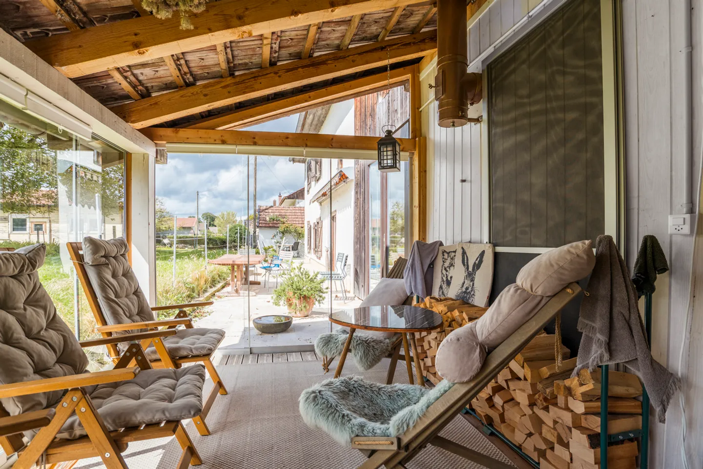 Fascino e autenticità per questa vasta casa di villaggio ristrutturata - Foto 13 di 19