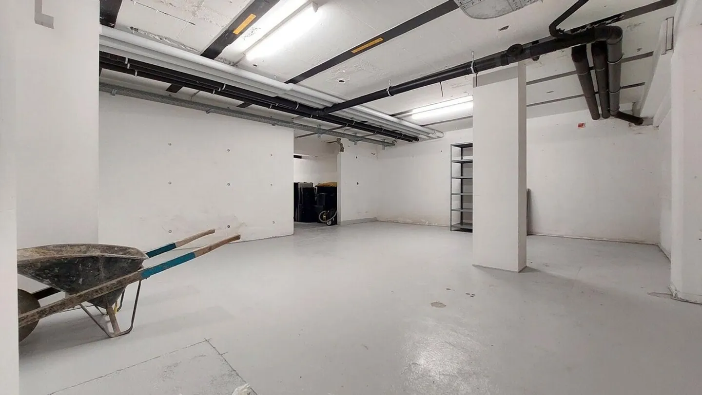 Locali di stoccaggio tra 11-111 m² nel 3° sotterraneo - Foto 5 di 7