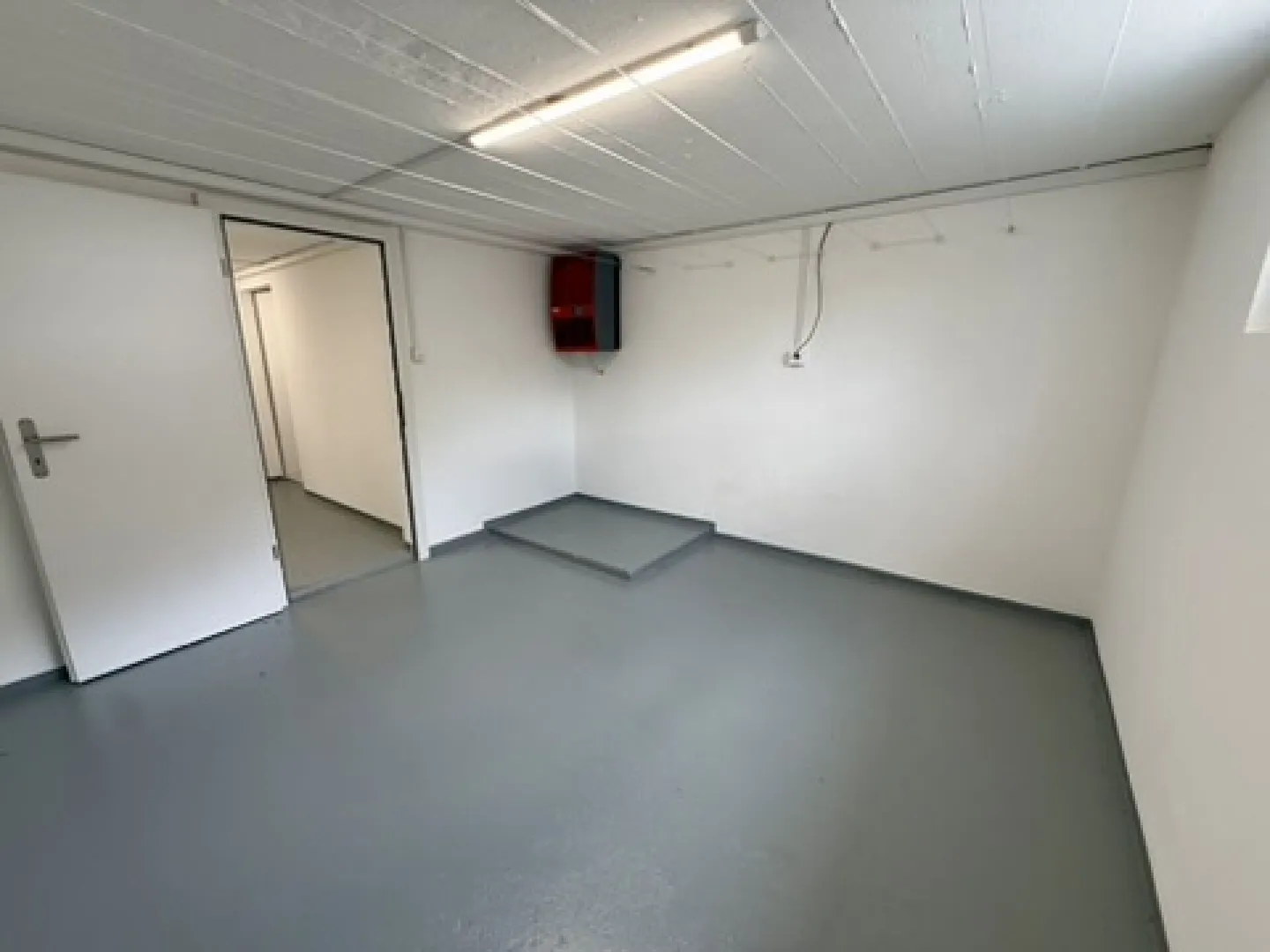 Move in instead of renovating - completely renovated single-family house in Mümliswil - Photo 22 of 25